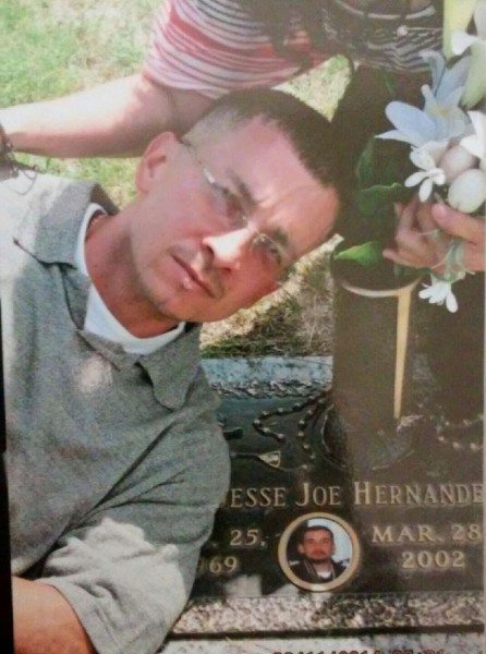 Jay Hernandez, at the grave of his brother, Jesse.