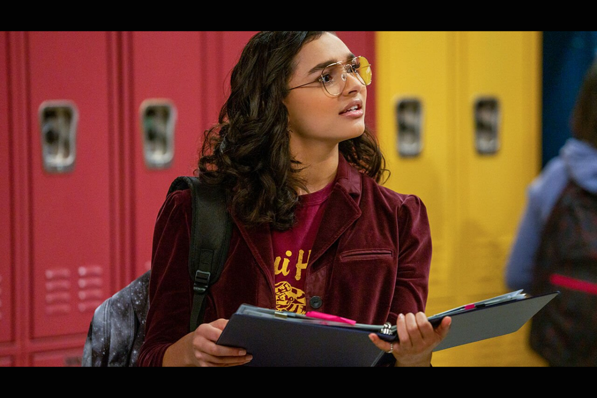 Why Netflix’s New Teen Sitcom 'Expanding the Universe of Ashley Garcia ...