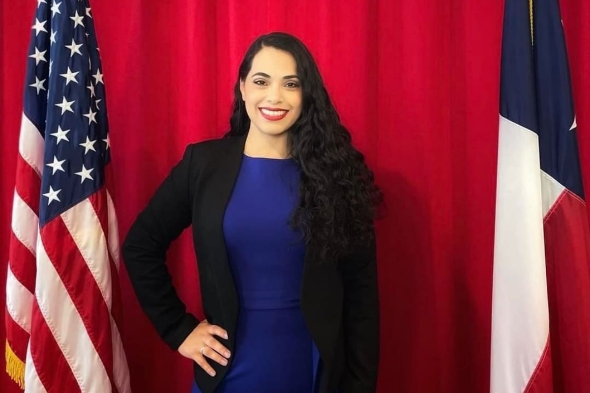 Mayra Flores Becomes First Mexican Born Woman Sworn Into Congress 