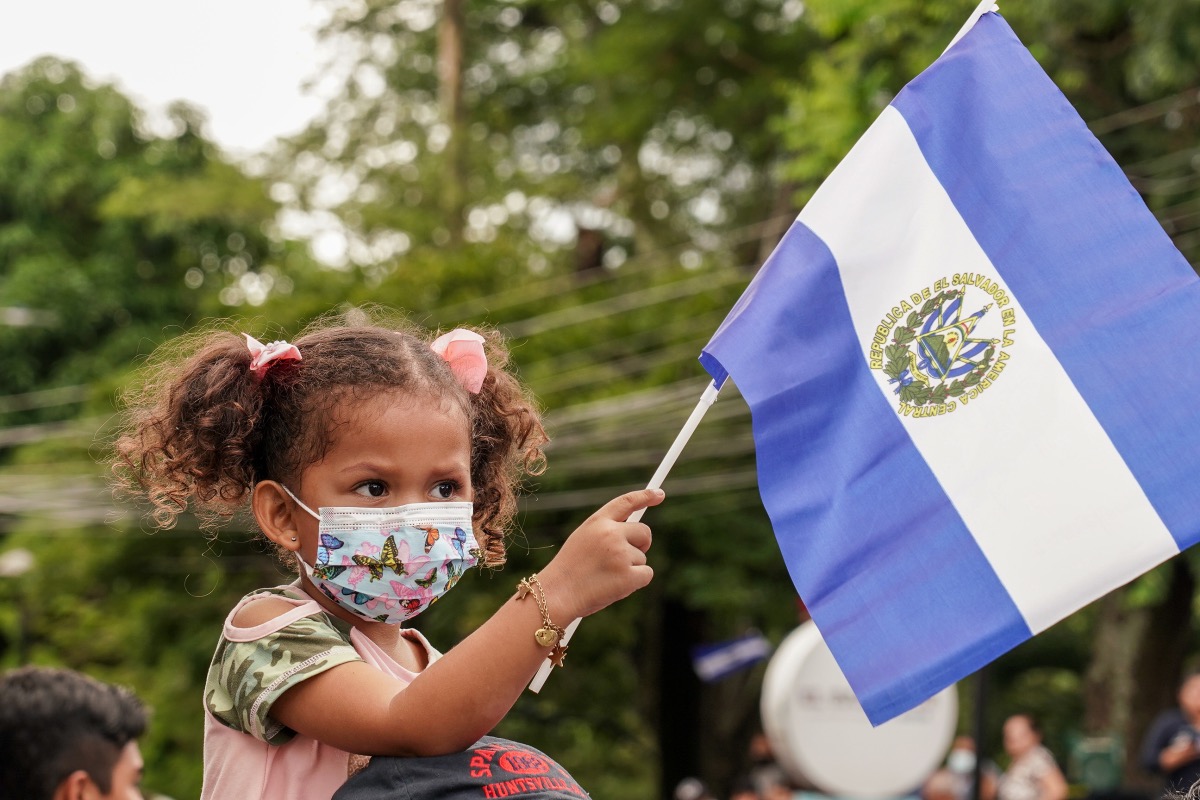 Thousands March in El Salvador as Bukele Plans to Run for ReElection